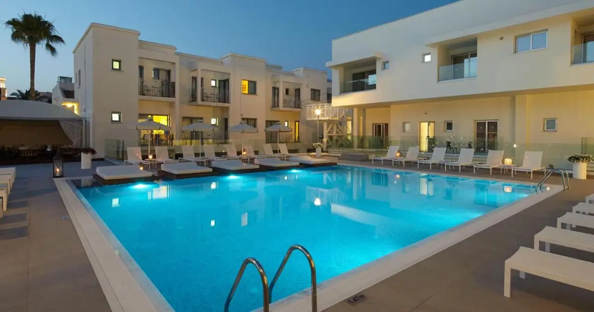 Melpo-Antia Hotel And Suites