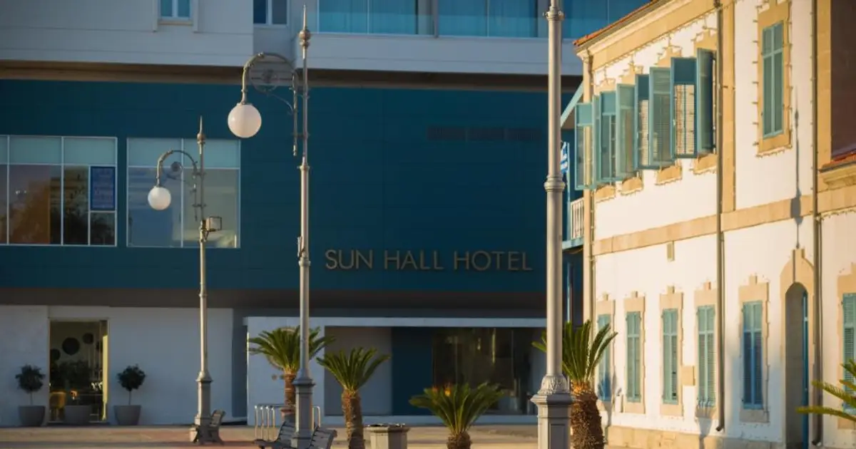 Sun Hall Hotel