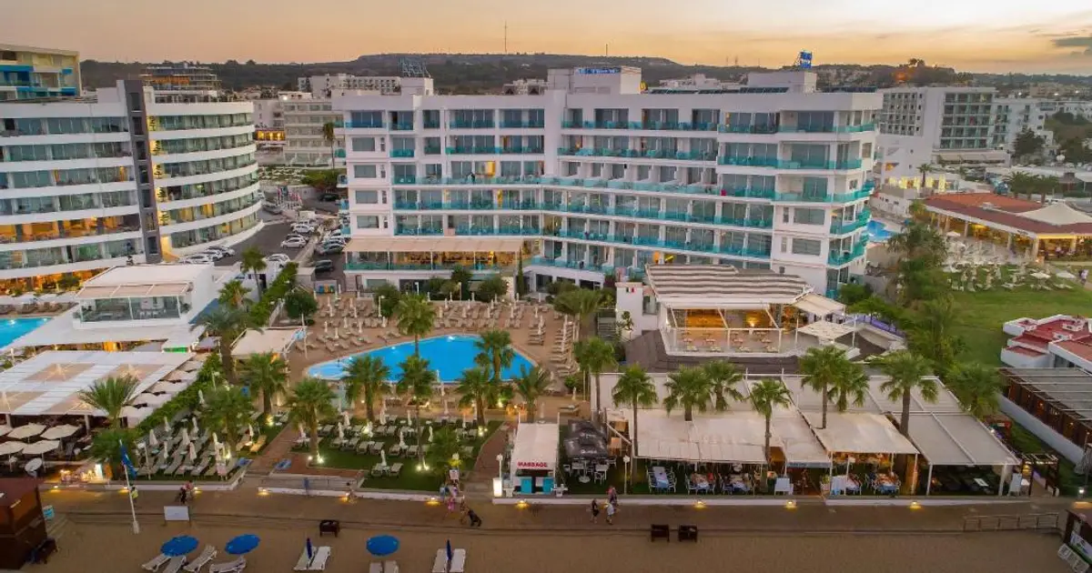 Vrissaki Beach Hotel