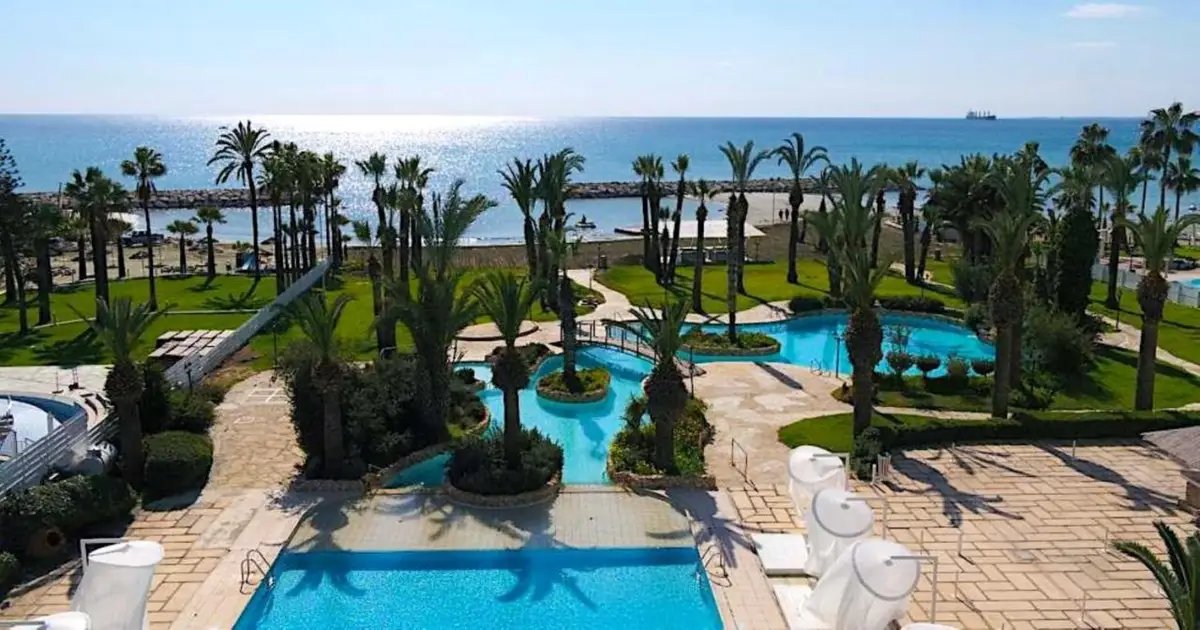 Sandy Beach Hotel