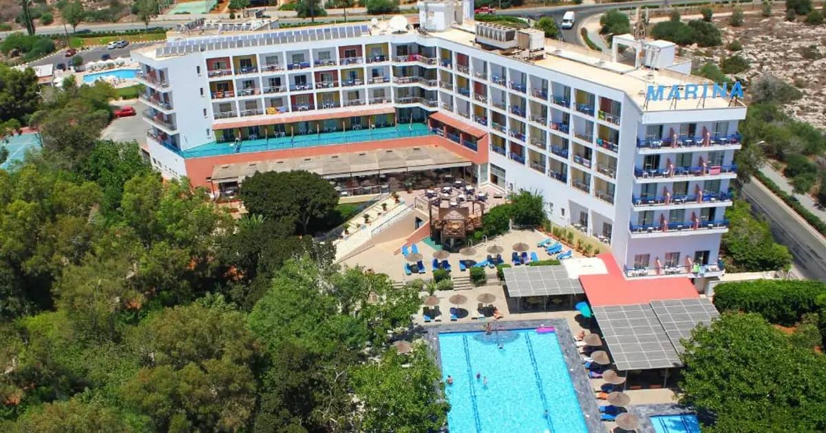 Marina Hotel