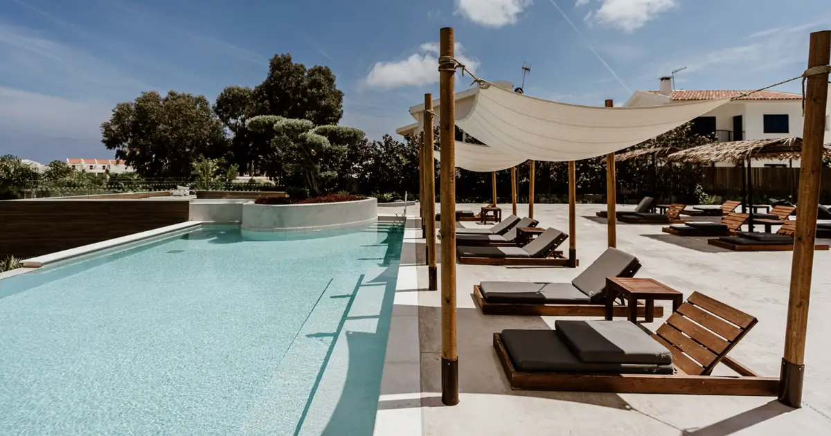 Cavo Zoe Hotel