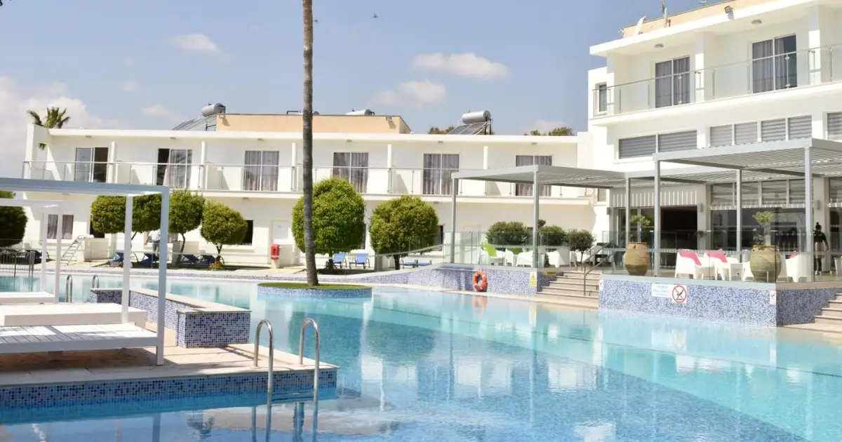 Fedrania Gardens Hotel
