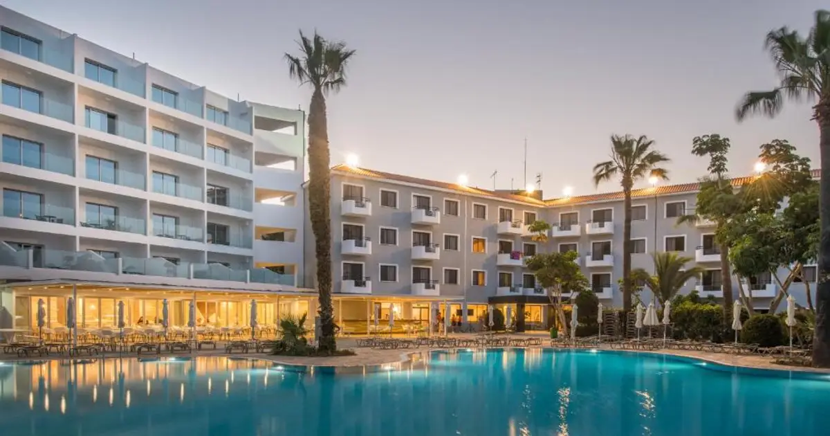 Narcissos Hotel Apts