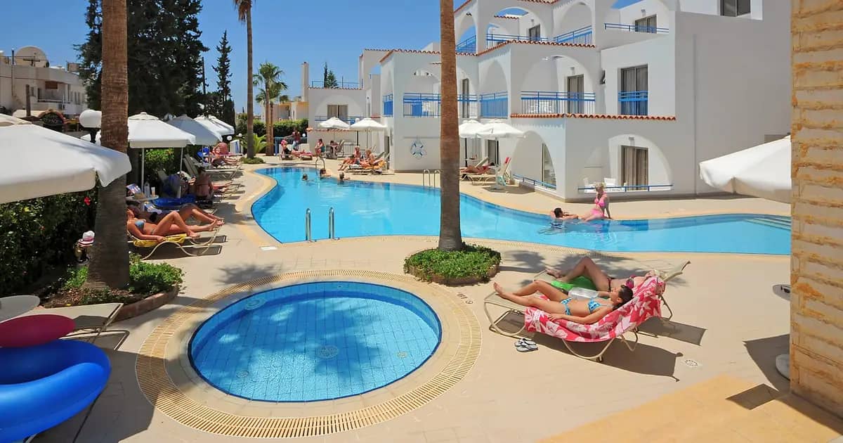 Petrosana Hotel Apts