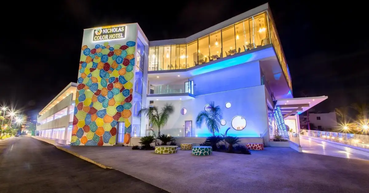 Nicholas Colors Hotel