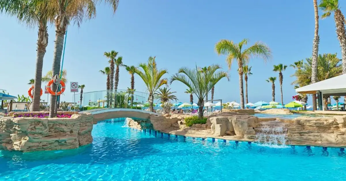 Leonardo Cypria Bay Hotel