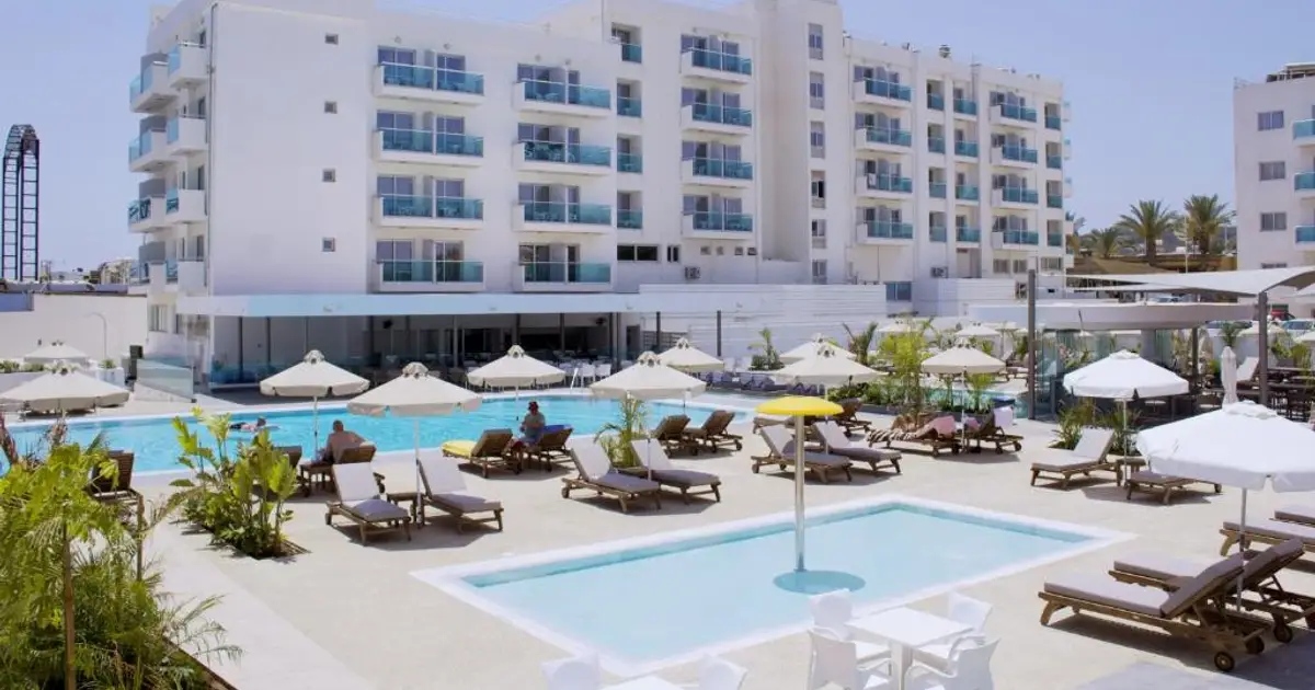 Kapetanios Bay Hotel